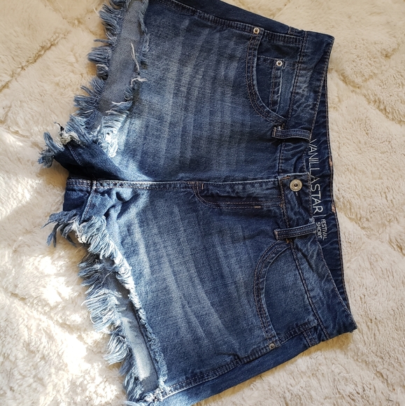 Vanilla Star Pants - Size 11 Vanilla Star Festival Cutoff Jean Shorts